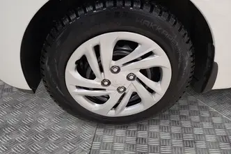 Hyundai i10, 1.0, 46 kW, petrol, manual, front-wheel drive