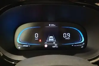 Hyundai i10, 1.0, 46 kW, petrol, manual, front-wheel drive