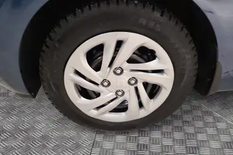 Hyundai i10, 1.0, 46 kW, petrol, manual, front-wheel drive