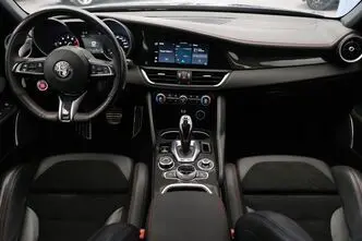 Alfa Romeo Giulia, 2.9, 375 kW, petrol, automatic, rear-wheel drive