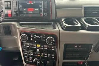 MAN TGX 28.580 6x2, 427 kW, diesel, automatic