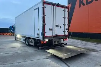 Mercedes-Benz ANTOS 1832 4x2, 235 kW, diesel, automatic