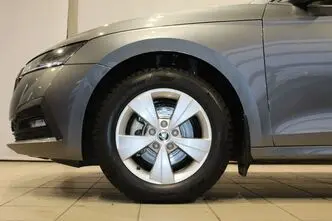 Škoda Octavia, 1.5, 110 kW, hybrid, automatic, front-wheel drive