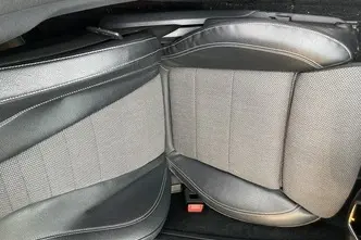 Mercedes-Benz E 220, 2.0, 143 kW, diesel, automatic, rear-wheel drive