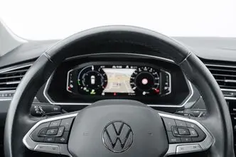 Volkswagen Tiguan, 1.4, 160 kW, petrol, automatic, front-wheel drive