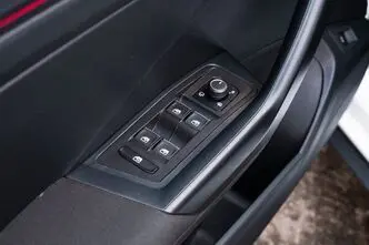 Volkswagen T-Roc, 2.0, 110 kW, diesel, automatic, four-wheel drive