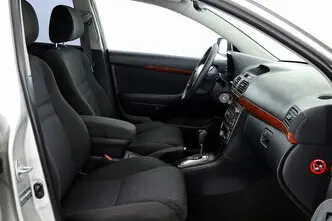 Toyota Avensis, 2.0, 108 kW, petrol, automatic, front-wheel drive