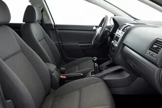 Volkswagen Golf, 1.6, 75 kW, petrol, manual, front-wheel drive