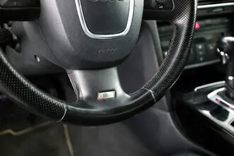 Audi A6, 3.0, 171 kW, diesel, automatic, four-wheel drive