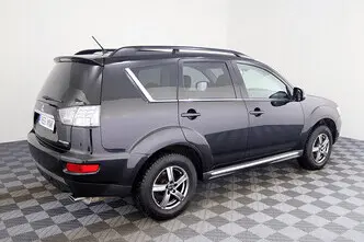 Mitsubishi Outlander, 2.4, 125 kW, petrol, automatic, four-wheel drive