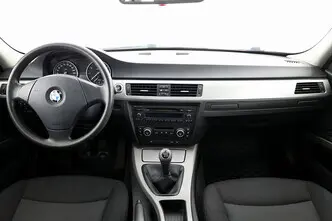 BMW 318, 2.0, 105 kW, petrol, manual, rear-wheel drive