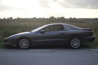 Pontiac Firebird, 3.4, 109 kW, petrol, automatic, rear-wheel drive