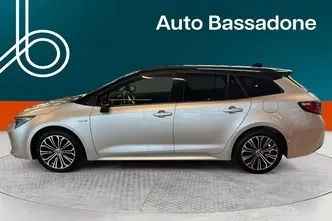 Toyota Corolla, 1.8, 90 kW, hybrid, automatic, front-wheel drive