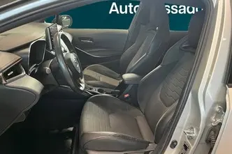 Toyota Corolla, 1.8, 90 kW, hybrid, automatic, front-wheel drive