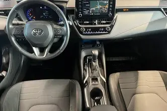 Toyota Corolla, 1.8, 90 kW, hybrid, automatic, front-wheel drive