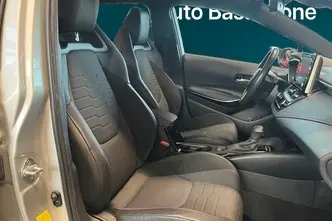 Toyota Corolla, 1.8, 90 kW, hybrid, automatic, front-wheel drive