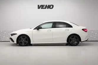 Mercedes-Benz A 180, 1.3, 100 kW, hübriid, automaat, esivedu