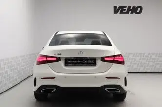 Mercedes-Benz A 180, 1.3, 100 kW, hübriid, automaat, esivedu