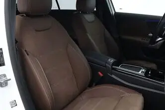 Mercedes-Benz A 180, 1.3, 100 kW, hübriid, automaat, esivedu