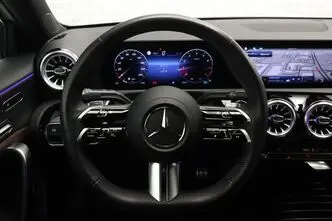 Mercedes-Benz A 180, 1.3, 100 kW, hübriid, automaat, esivedu