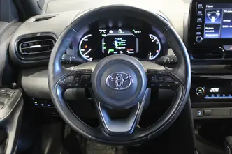 Toyota Yaris Cross, 1.5, 68 kW, hybrid, automatic, front-wheel drive