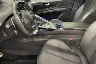 Peugeot 3008, 1.5, 96 kW, diesel, automatic, front-wheel drive