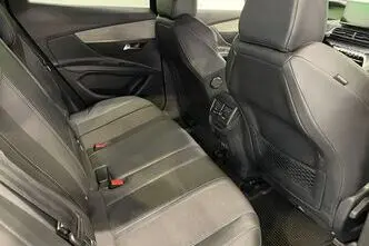 Peugeot 3008, 1.5, 96 kW, diesel, automatic, front-wheel drive