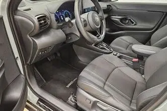 Toyota Yaris Cross, 1.5, 68 kW, hibrīds, automātiskā, pilnpiedziņa