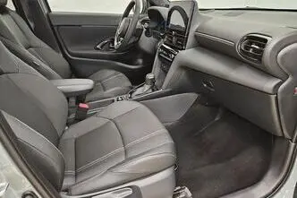 Toyota Yaris Cross, 1.5, 68 kW, hibrīds, automātiskā, pilnpiedziņa