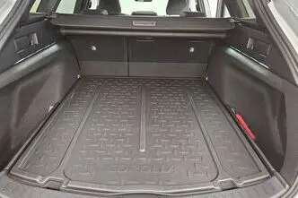 Toyota Corolla, 1.8, 72 kW, hübriid, automaat, esivedu