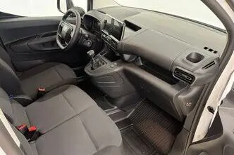 Toyota Proace City, 1.5, 75 kW, diesel, manual, front-wheel drive