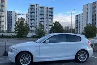 BMW 116, 2.0, 90 kW, petrol, manual, rear-wheel drive