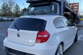 BMW 116, 2.0, 90 kW, petrol, manual, rear-wheel drive