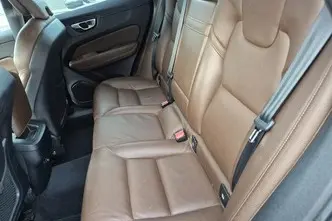 Volvo XC60, 2.0, 145 kW, hybrid, automatic, four-wheel drive