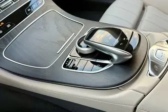 Mercedes-Benz E 200, 2.0, 145 kW, hybrid, automatic, four-wheel drive