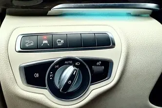 Mercedes-Benz V 300, 2.0, 174 kW, diesel, automatic, four-wheel drive