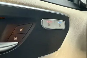 Mercedes-Benz V 300, 2.0, 174 kW, diesel, automatic, four-wheel drive