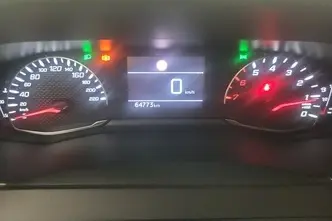 Peugeot 208, 1.2, 55 kW, petrol, manual, front-wheel drive