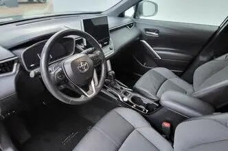 Toyota Corolla, 1.8, 72 kW, гибрид, автомат, передний привод