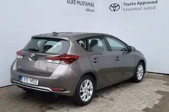 Toyota Auris, 1.6, 97 kW, бензин, автомат, передний привод