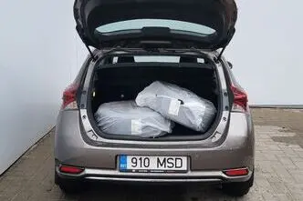 Toyota Auris, 1.6, 97 kW, бензин, автомат, передний привод