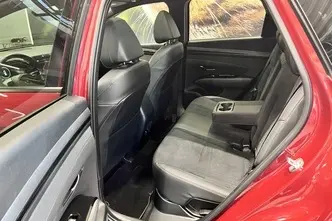 Hyundai Tucson, 1.6, 132 kW, гибрид, автомат, передний привод