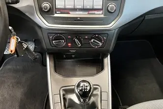 SEAT Arona, 1.0, 66 kW, cng, механическая, передний привод