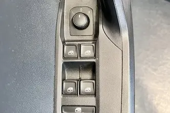 SEAT Arona, 1.0, 66 kW, cng, механическая, передний привод