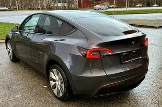 Tesla Model Y, 153 kW, электричество, автомат, полный привод