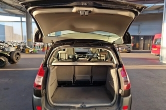 Renault Scenic, 86 kW, бензин, механическая, передний привод