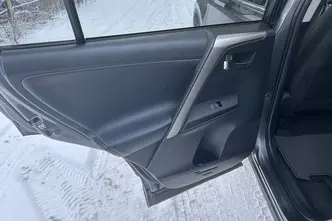 Toyota RAV4, 2.0, 111 kW, petrol, automatic, four-wheel drive