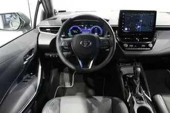 Toyota Corolla, 2.0, 112 kW, гибрид, автомат, передний привод