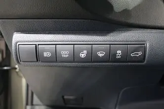 Toyota Corolla, 2.0, 112 kW, гибрид, автомат, передний привод