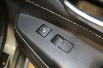 Toyota Corolla, 2.0, 112 kW, гибрид, автомат, передний привод